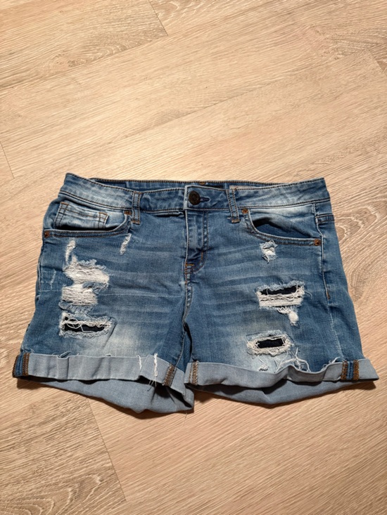 Aeropostale Pants - Aeropostale Midi Short